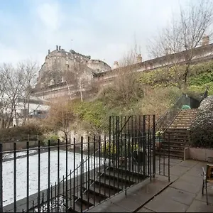 Appartement Charming 1 Bed With Castle View, EDI