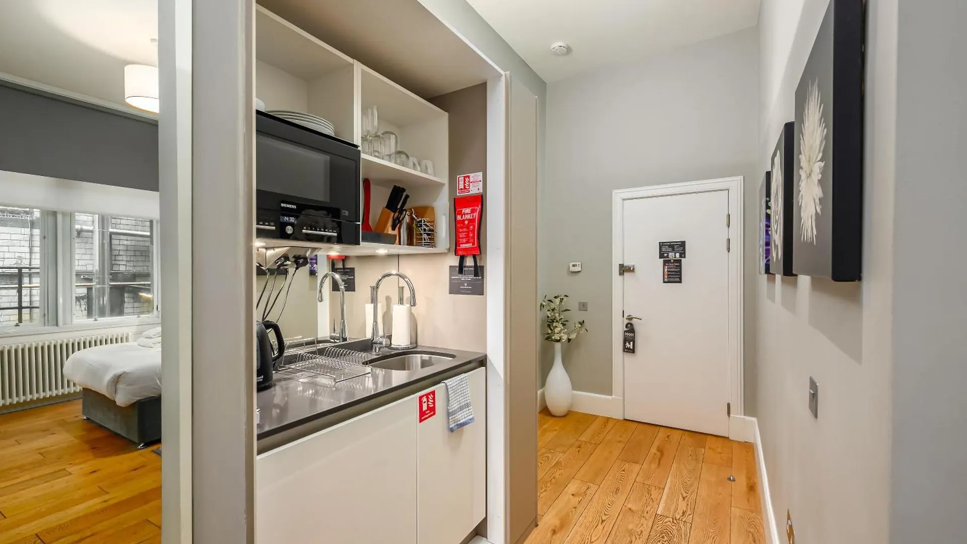 Destiny Scotland - St Andrew Square Apartments Edinburgh