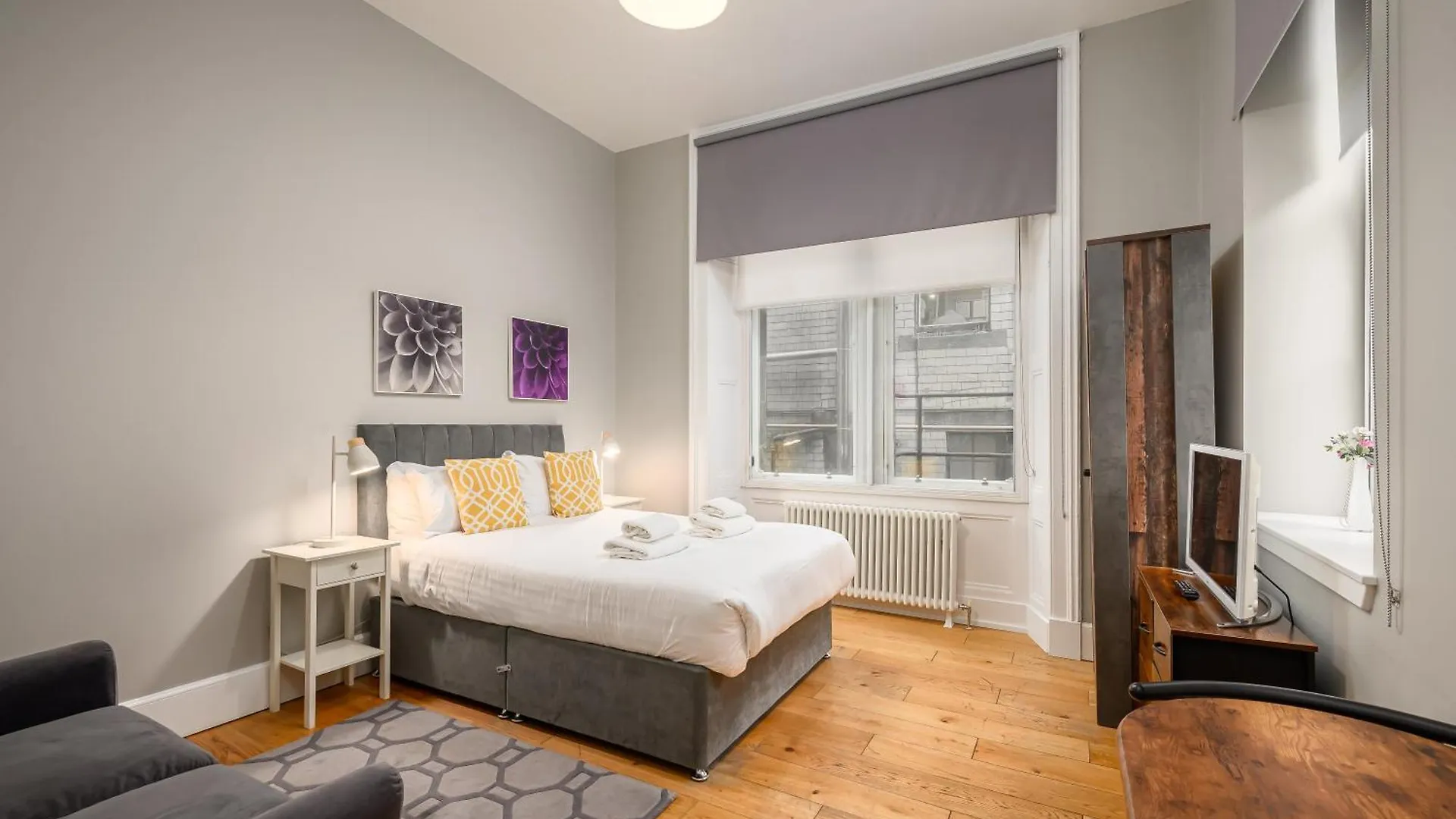 Destiny Scotland - St Andrew Square Apartments Edinburgh United Kingdom