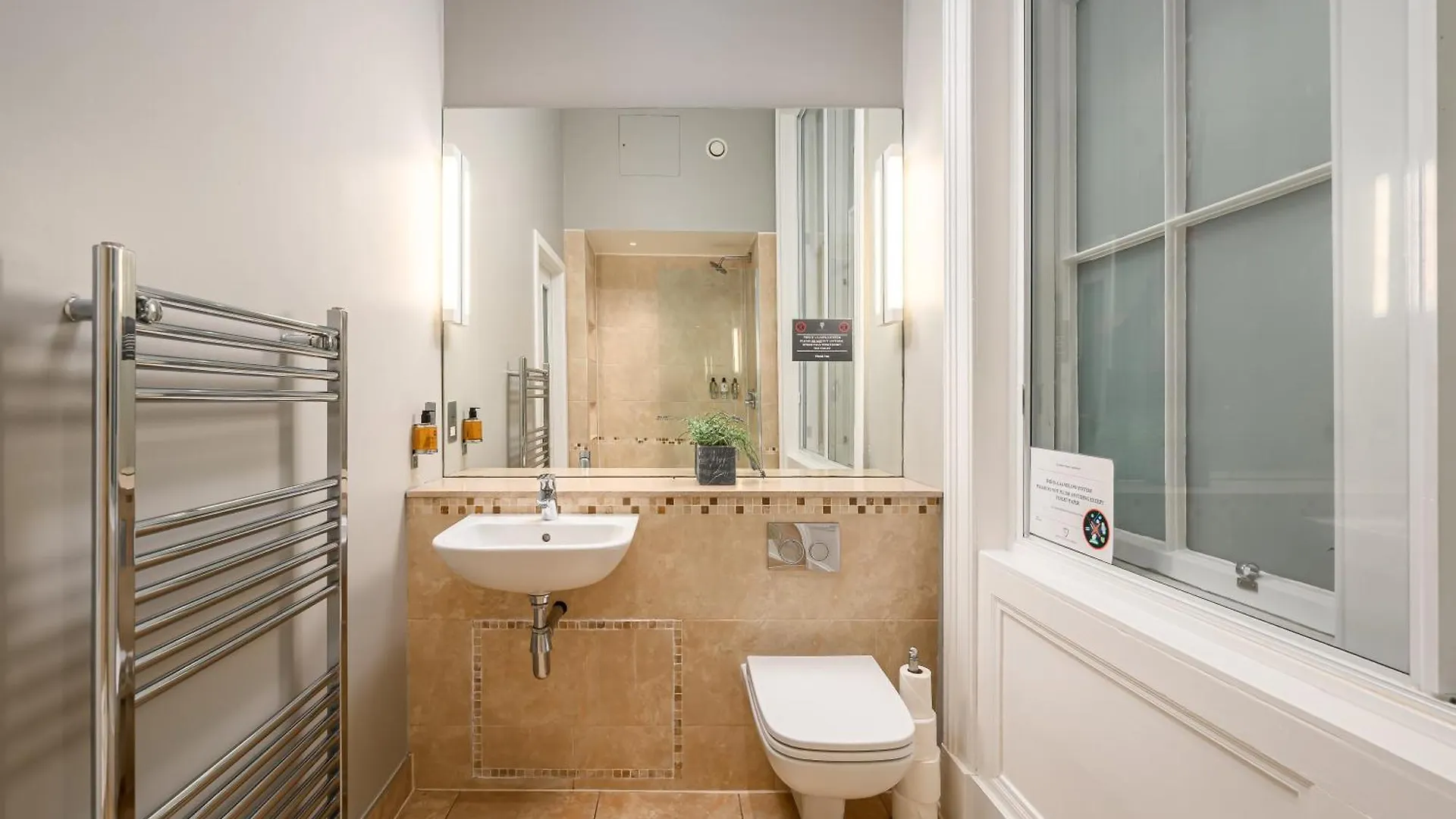Destiny Scotland - St Andrew Square Apartments Edinburgh 0*,