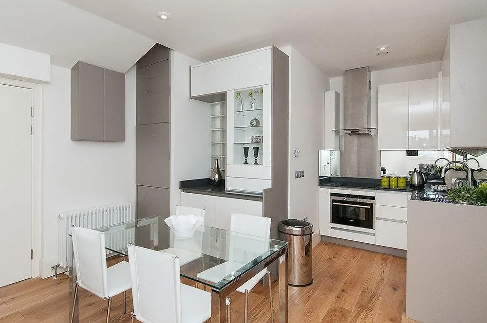Destiny Scotland - St Andrew Square Apartments Edinburgh 0*,