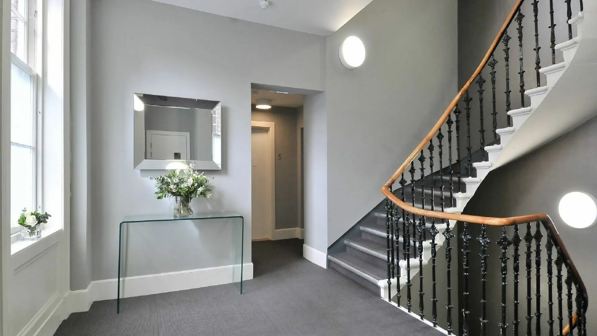 Destiny Scotland - St Andrew Square Apartments Edinburgh